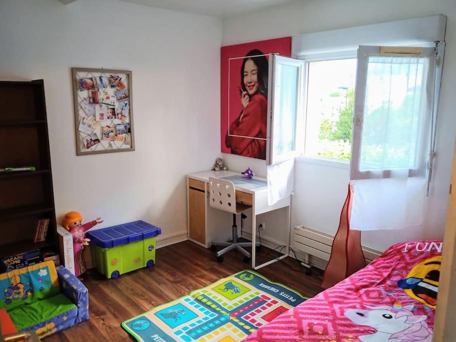 Mais 6P, Jard-Pk, 10'Paris. 5' Hop Foch,Vue Paris. Suresnes Esterno foto